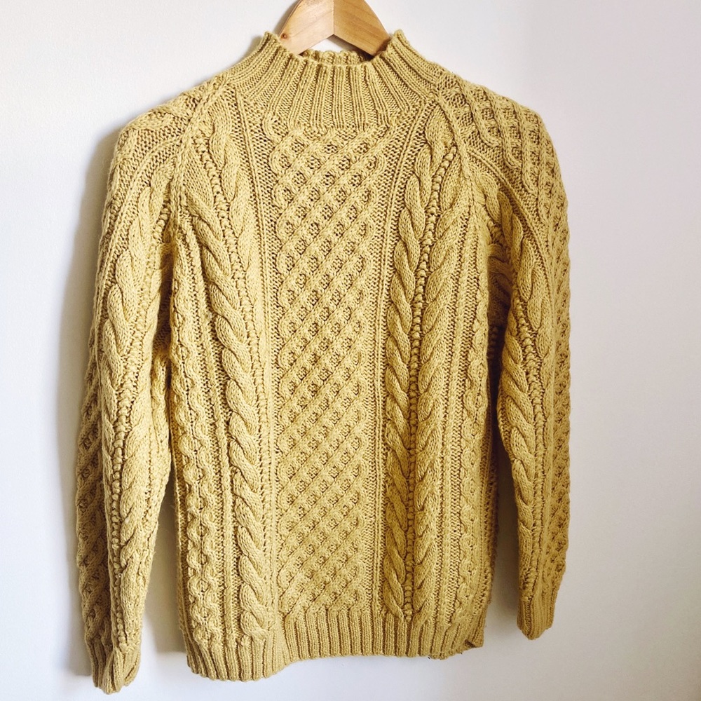 Moda INTL knit Men Sweater Size M